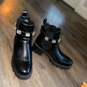 Cushionaire Ankle Boot